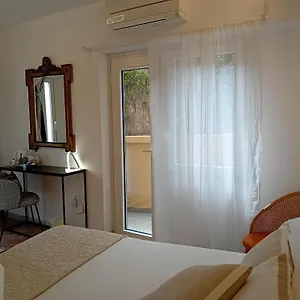 https://raggio-di-luna.hotelitalianriviera.com