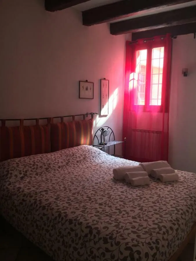 Pink House In Venice City Center 0*,  Itálie